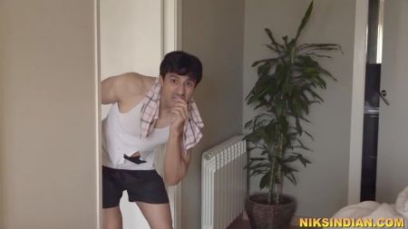 Пяную Тощую Пизду В Очко