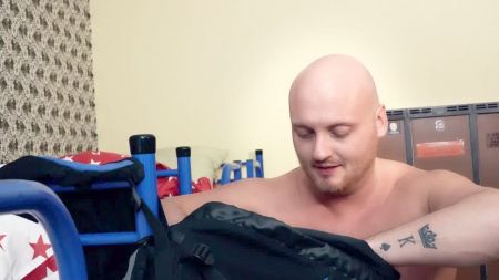 Відео Роліки З Карликами І Неграми
